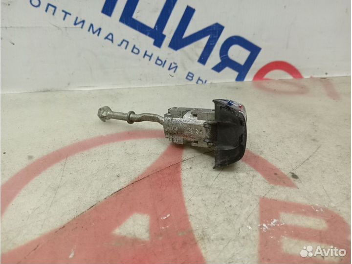 Личинка двери citroen C4(B7)