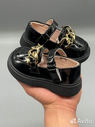 Туфли для девочки