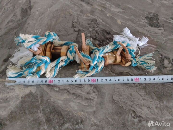 Корм для попугаев+ игрушка