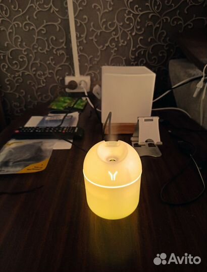 Увлажнитель воздуха - светильник - диффузор