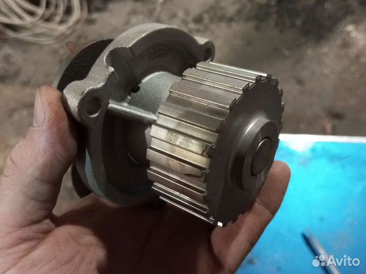 Насос системы охлаждения заз Сенс