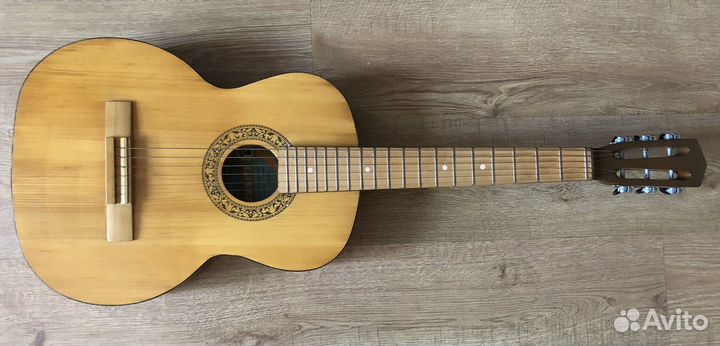 Акустическая гитара бу