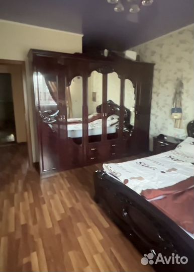 Спальный гарнитур бу