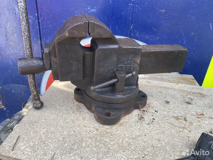 Тиски. СССР