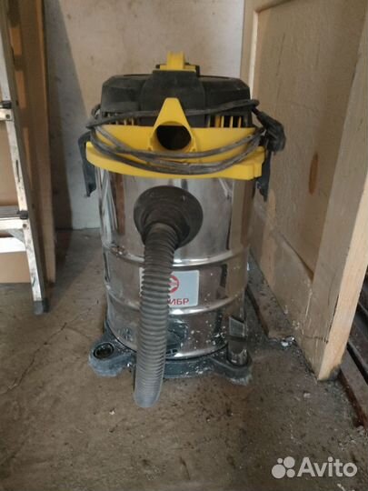 Аренда штробореза с пылесосом
