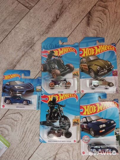 Hot wheels машинки новые