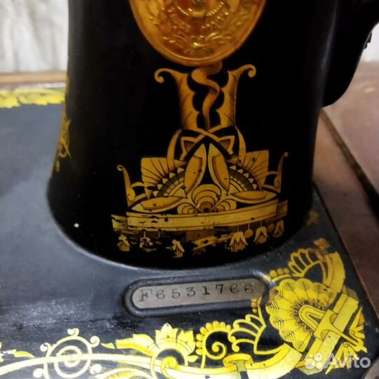 Швейная машина Singer