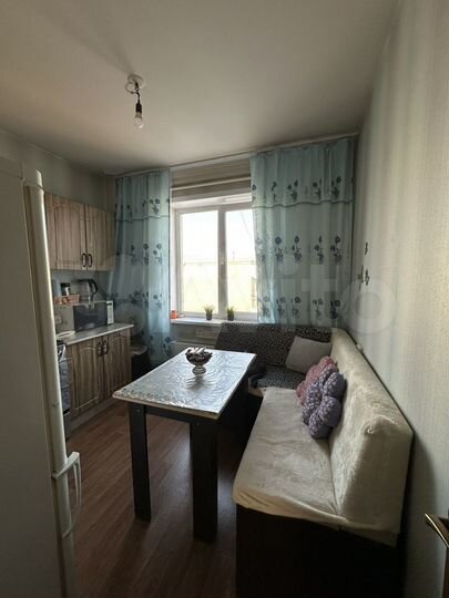 2-к. квартира, 54 м², 9/9 эт.