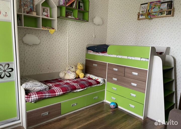 Комплект мебели для детской