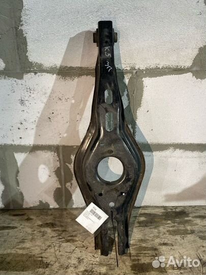 Рычаг задний правый Kia K5 2021