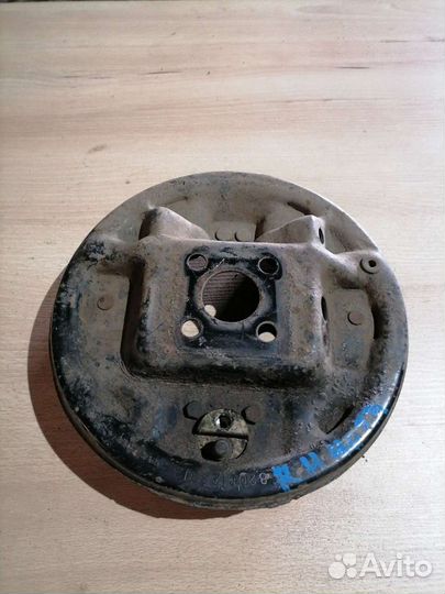 Пыльник ступицы задний Nissan Note E11