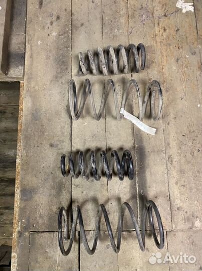 Пружины, стойки стабилизатора Pajero Sport 2,3