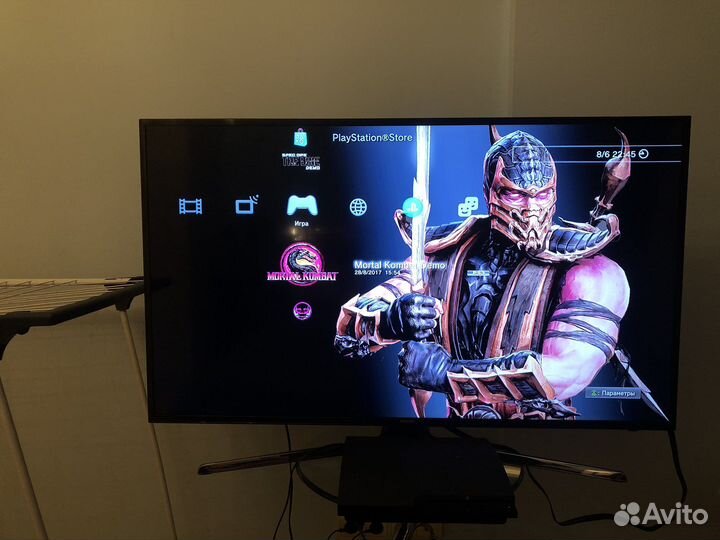 Sony playstation 3 прошитая с играми и 4 диска