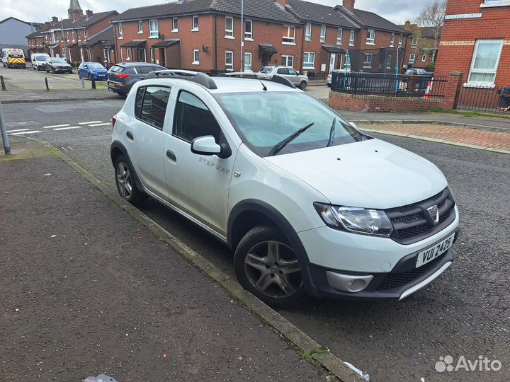 Фонарь Dacia Sandero (2012-2020)