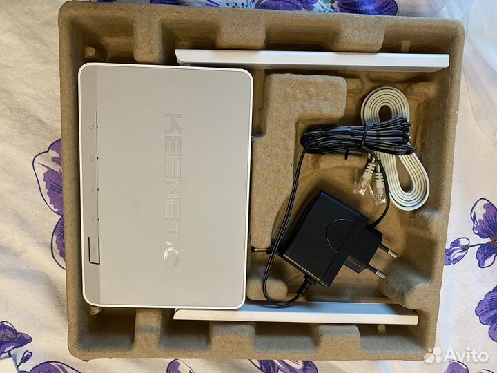 Роутер Keenetic Lite 6390