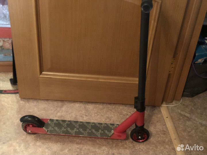 Трюковой самокат