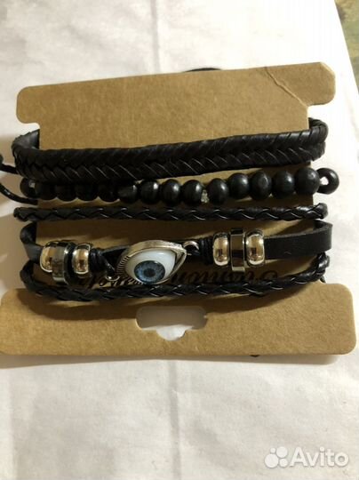 Кожаный браслет