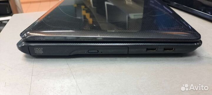 Б/У Ноутбук asus K40IJ (Celeron T3100/2gb/250Gb)