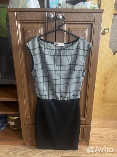 Платье повседневное