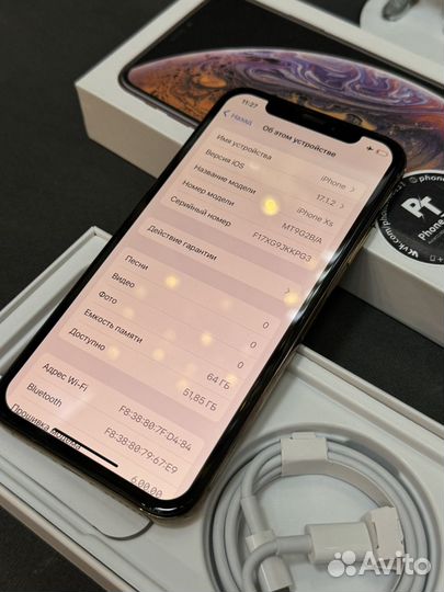 iPhone Xs, 64 ГБ