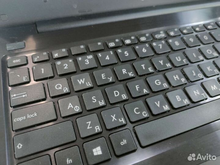 Ноутбук Asus 15,6
