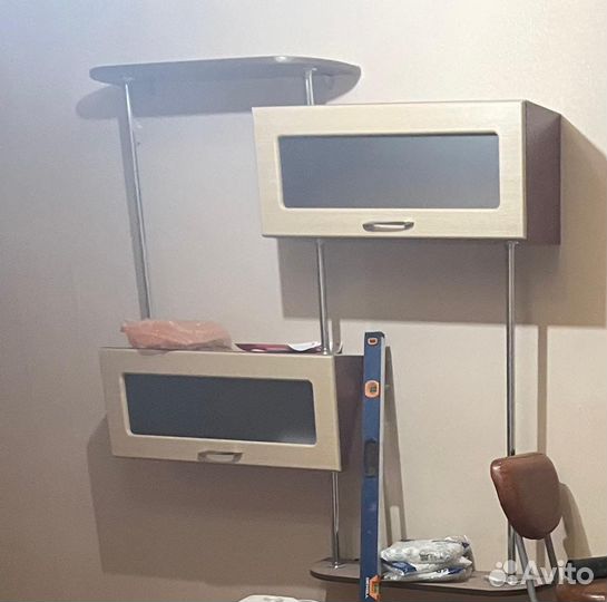Полка настенная бу