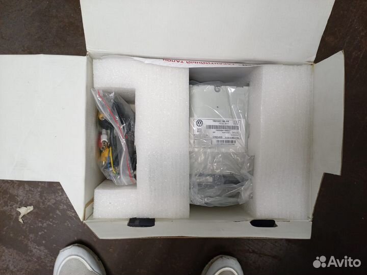 Автомобильная мультимедийная навигационная система