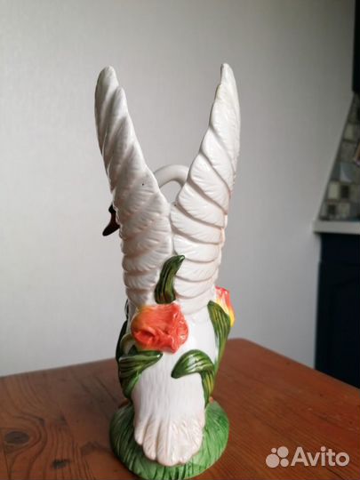 Лебедь ваза