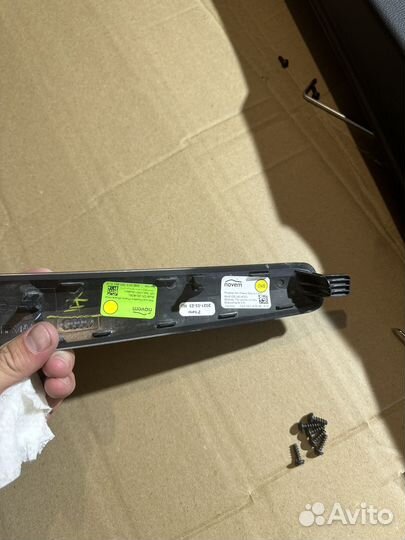 Декаративная накладка правая передняя Audi Q5