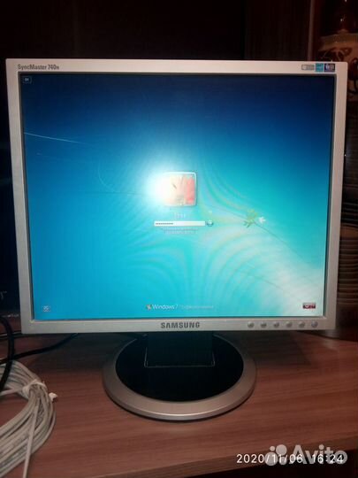 Монитор samsung