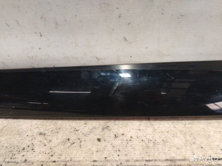 Молдинг лобового стекла левый Skoda Yeti 1.2 cbzb