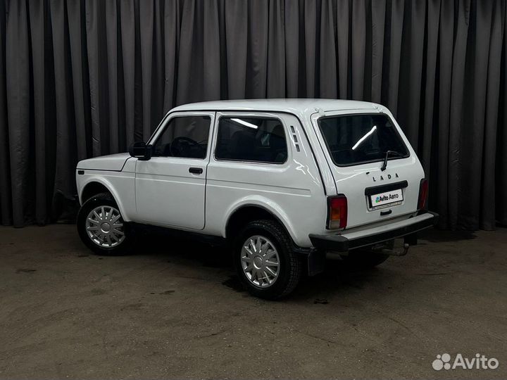 LADA 4x4 (Нива) 1.7 МТ, 2017, 150 000 км