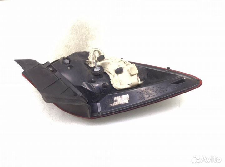 Фонарь Opel Astra J (2010-2017)