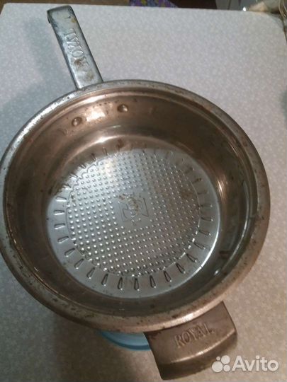 Сковорода с непригораемым дном