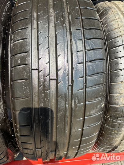 Michelin Pilot Sport 4 225/45 R18 95Y