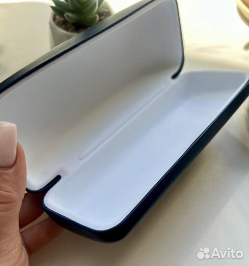 Футляр для очков lacoste