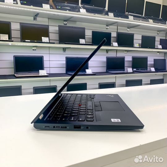 Ноутбук Lenovo I5/16RAM/IPS
