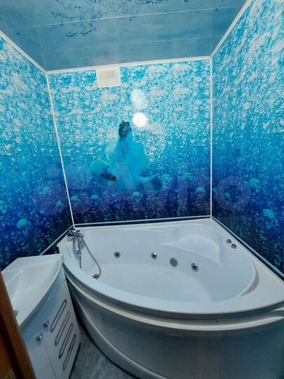 2-к. квартира, 53 м², 1/5 эт.