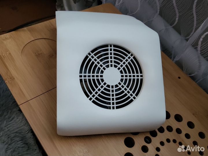 Вытяжка для маникюра