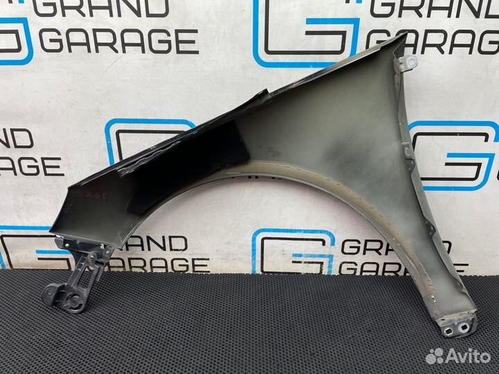 Крыло переднее правое Mercedes-Benz R-Class W251