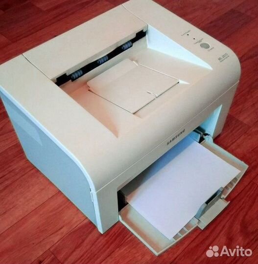 Шустрый принтер с полным картриджем