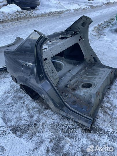 Renault logan заднее крыло правое и левое