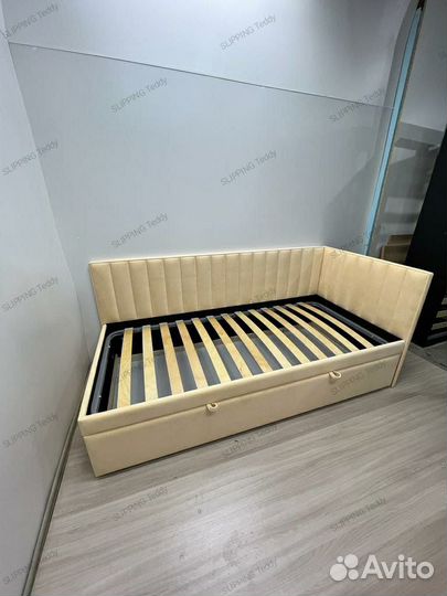 Детская кроватка мягкая