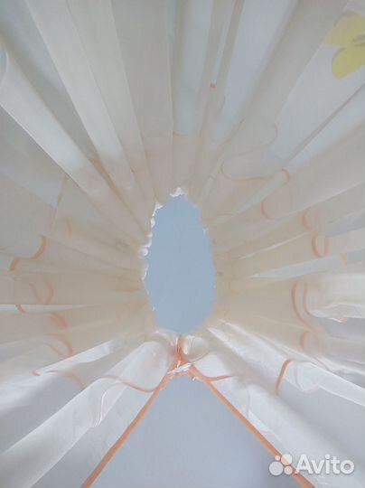 Детская кроватка с маятником