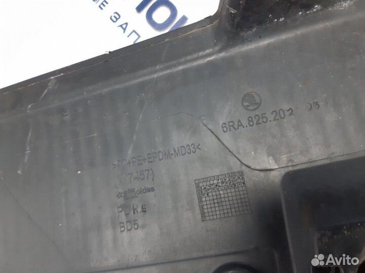 Защита днища правая Skoda Rapid