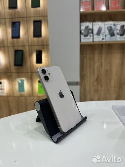 iPhone 12 mini, 64 ГБ