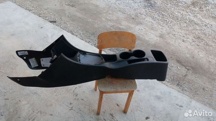 Центральная консоль для hyundai solaris