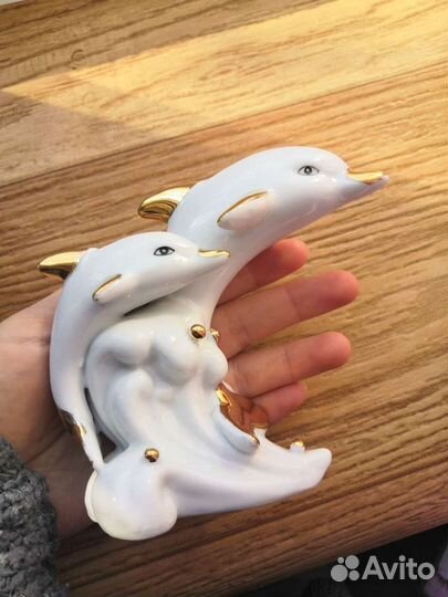Статуэтка Дельфины