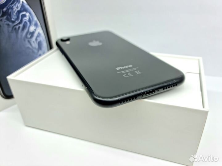 iPhone Xr, 64 ГБ