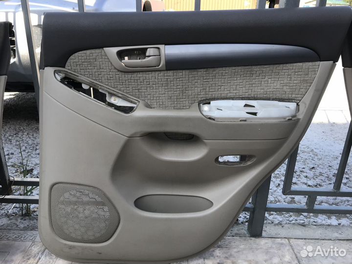 Шторка заднего стекла на Тойота Камри 40